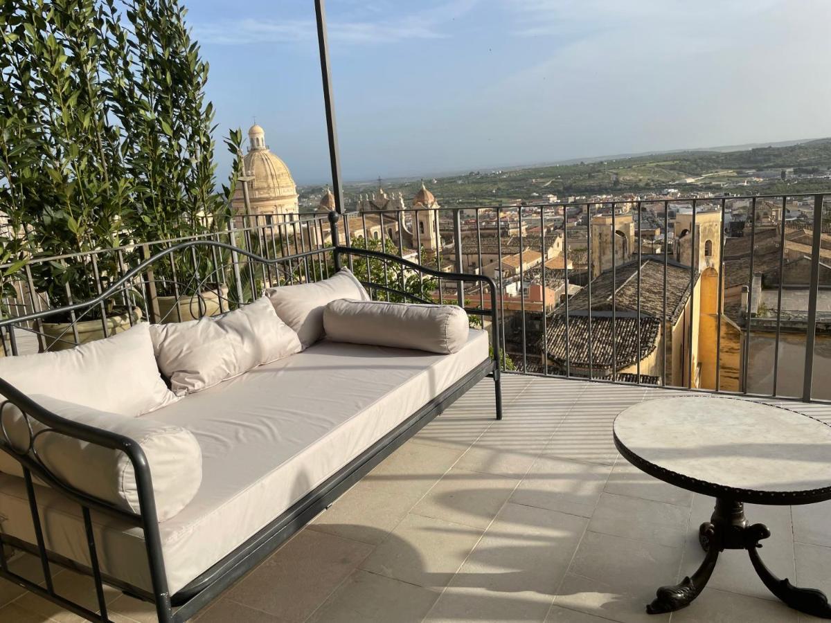 Aria Rooms And Terrace Noto Exterior foto